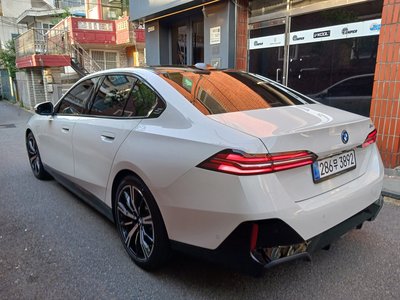 صورة 6 لـ 2026 BMW 5 SERIES