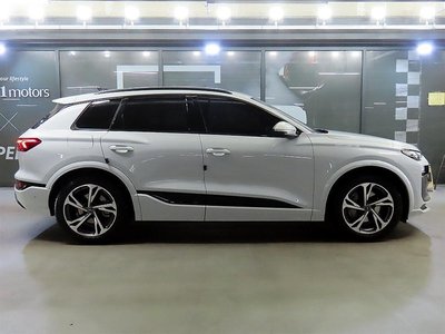 AUDI Q6 E-TRON - 2
