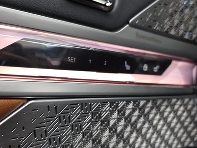 2025 BMW 7 SERIES thumbnail 36
