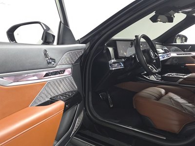 2025 BMW 7 SERIES thumbnail 13