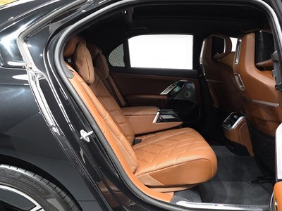 2025 BMW 7 SERIES thumbnail 17