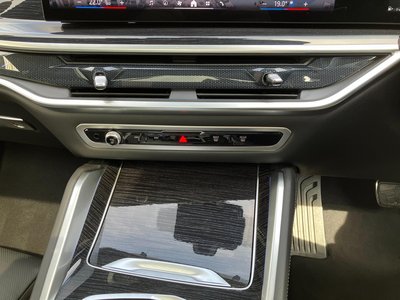 2024 BMW X6 thumbnail 43