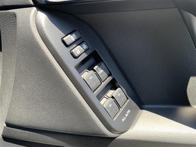 صورة مصغرة 31 لـ 2023 Toyota LAND CRUISER PRADO