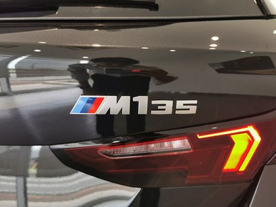2025 BMW 1 SERIES — миниатюра 18