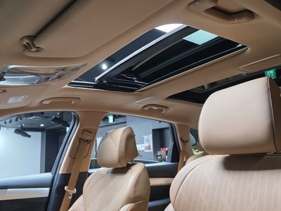 2023 Genesis GV80 — миниатюра 19