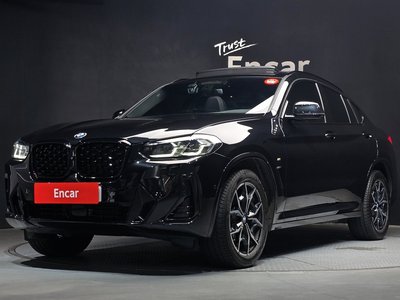 صورة 1 لـ 2024 BMW X4