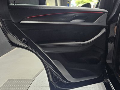 2024 BMW X4 缩略图 15