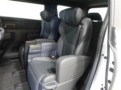 TOYOTA ALPHARD - 7