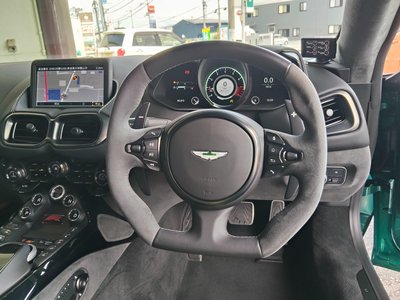 صورة مصغرة 24 لـ 2023 Aston Martin VANTAGE