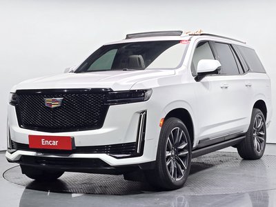 CADILLAC ESCALADE 5TH GENERATION - 1