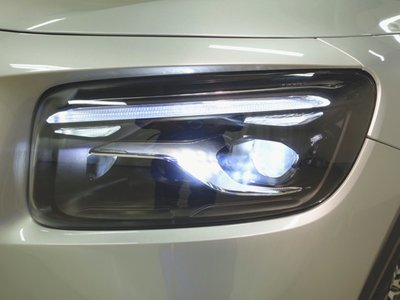 MERCEDES-BENZ GLB - 3