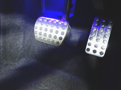 MERCEDES-BENZ GLB - 9