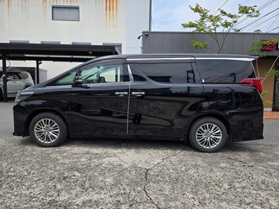 TOYOTA ALPHARD - 4