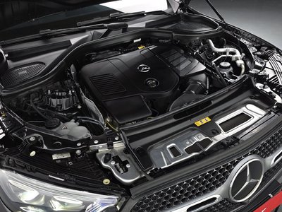 MERCEDES-BENZ GLC - 8