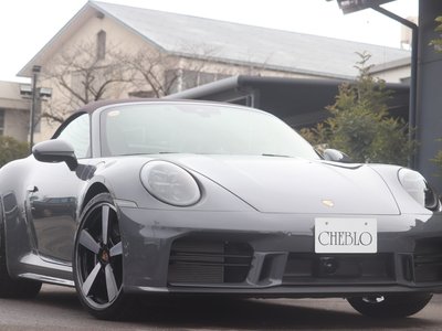 PORSCHE 911 CABRIOLET - 2