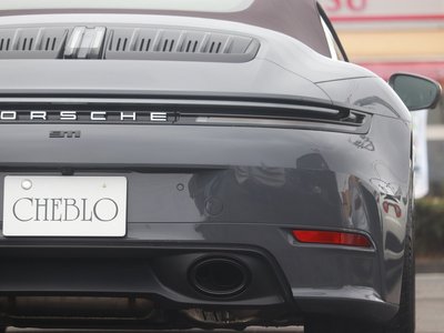 PORSCHE 911 CABRIOLET - 8