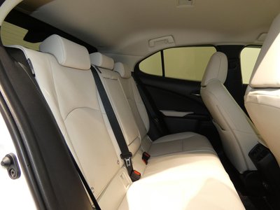 2024 Lexus UX 缩略图 23