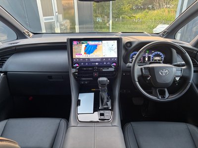 TOYOTA ALPHARD - 2