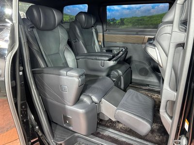 TOYOTA VELLFIRE - 9