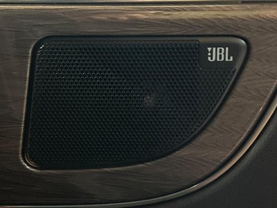 TOYOTA VELLFIRE - 3