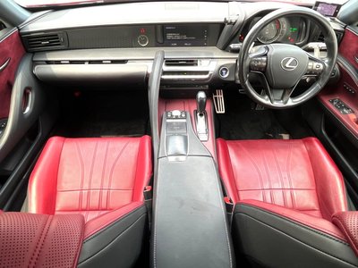 صورة 2 لـ 2018 Lexus LC