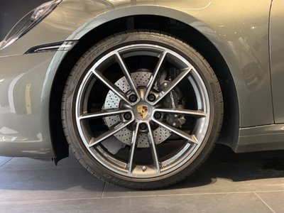 PORSCHE 911 - 8
