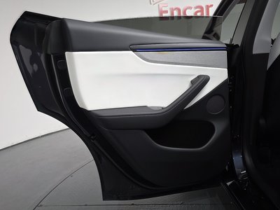 2025 Tesla MODEL Y 缩略图 15