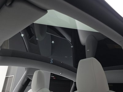 2025 Tesla MODEL Y 缩略图 21