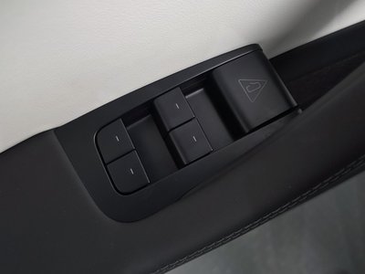 2025 Tesla MODEL Y 缩略图 31