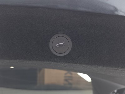 2025 Tesla MODEL Y 缩略图 29