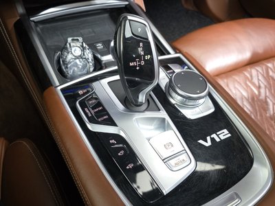 صورة 9 لـ 2020 BMW 7 SERIES