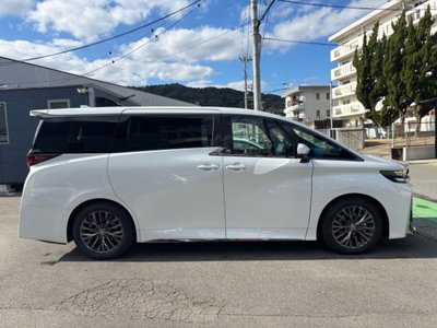 TOYOTA VELLFIRE - 9