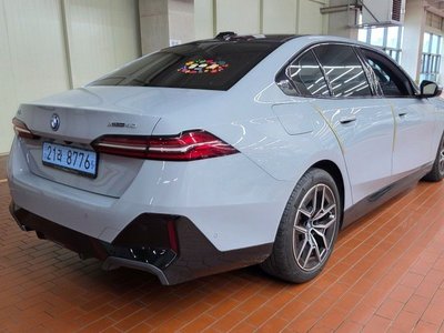 2025 BMW I5 照片 4