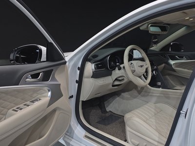 2021 Genesis THE NEW G70 缩略图 13