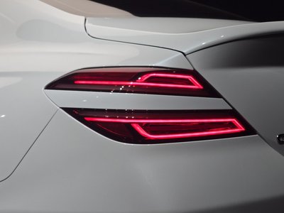 صورة 10 لـ 2021 GENESIS THE NEW G70