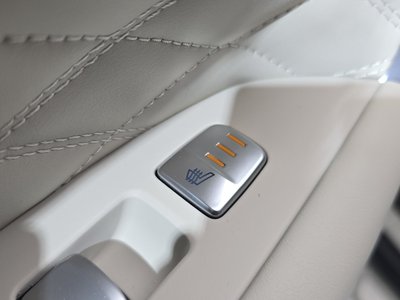 2021 Genesis THE NEW G70 缩略图 24
