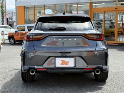 2025 Lexus LBX 缩略图 14