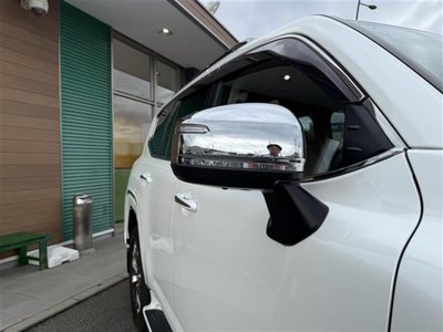 صورة مصغرة 37 لـ 2023 Toyota LAND CRUISER 300