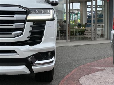 صورة مصغرة 35 لـ 2023 Toyota LAND CRUISER 300