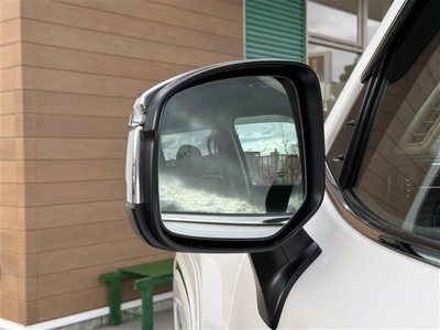 صورة مصغرة 38 لـ 2023 Toyota LAND CRUISER 300