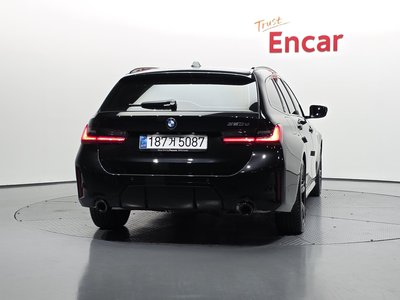 BMW 3 SERIES - 4