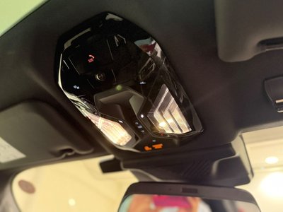 2025 BMW X3 — миниатюра 26
