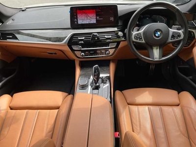 BMW 5 SERIES - 2