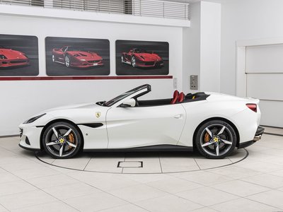 صورة 8 لـ 2022 Ferrari PORTOFINO M