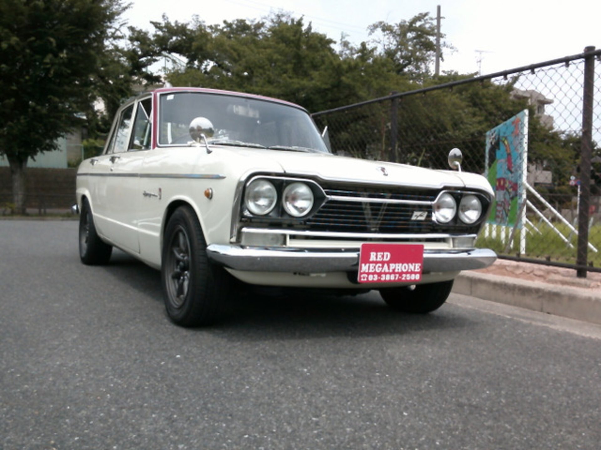 NISSAN SKYLINE - View 1