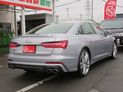AUDI S6 - 8