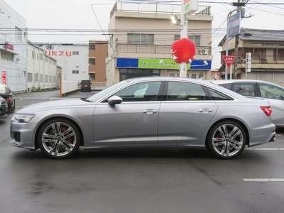 AUDI S6 - 6