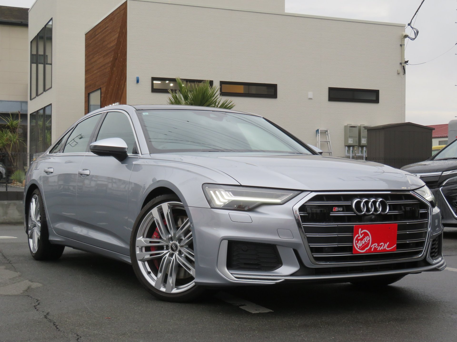 AUDI S6 - View 1