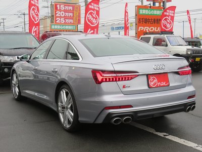 AUDI S6 - 9