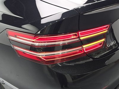 GENESIS G80 (RG3) - 10
